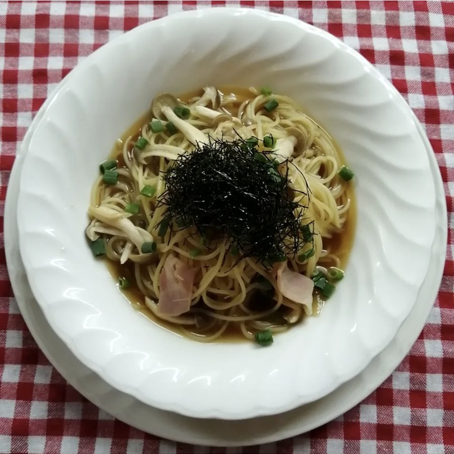 木の子とベーコンのしょう油味